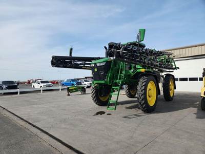 John Deere 616R Self-Propelled Sprayer