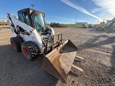 Bobcat S300 Skid Steer