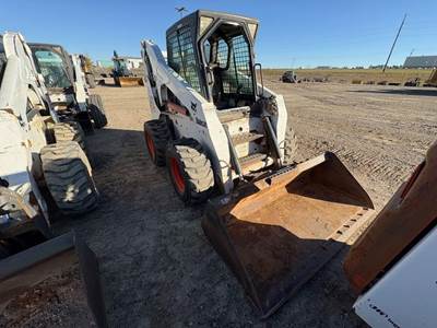 Bobcat S300 Skid Steer