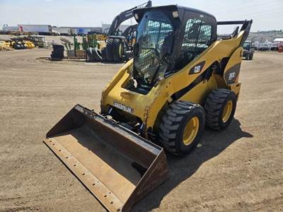 Caterpillar 262C2 Skid Steer