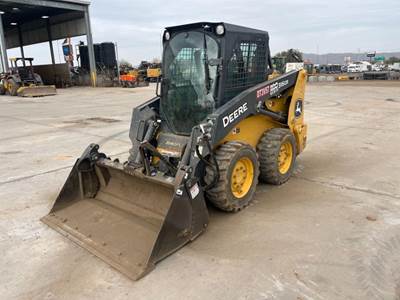 John Deere 316GR Skid Steer
