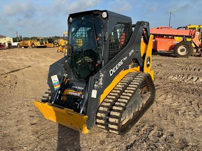 John Deere 317G Skid Steer