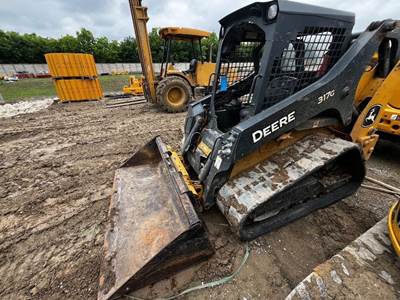 John Deere 317G Track Skid Steer
