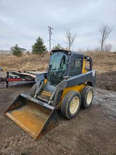 John Deere 318D Track Skid Steer