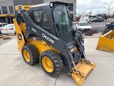 John Deere 318G Track Skid Steer