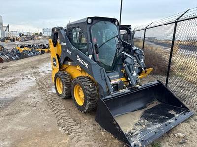 John Deere 318G Track Skid Steer