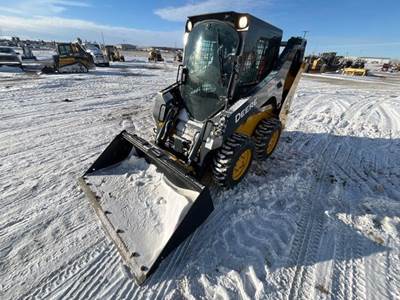 John Deere 318G Track Skid Steer