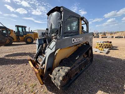 John Deere 323D Track Skid Steer