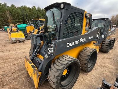 John Deere 324G Track Skid Steer