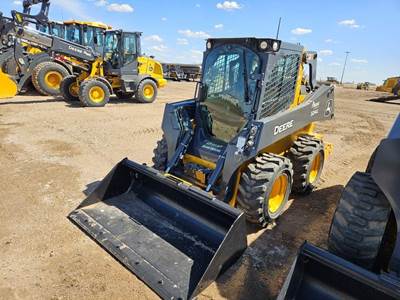 John Deere 324G Track Skid Steer