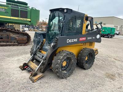 John Deere 324G Track Skid Steer