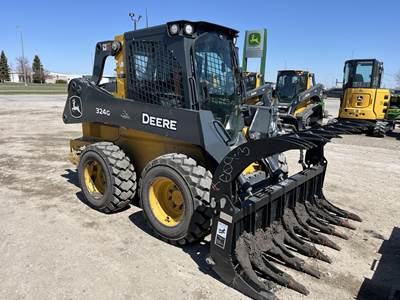John Deere 324G Track Skid Steer