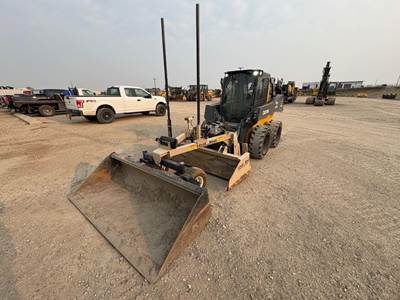 John Deere 324G Track Skid Steer