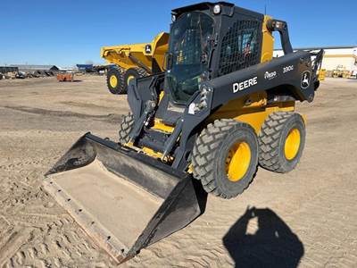 John Deere 330G Track Skid Steer
