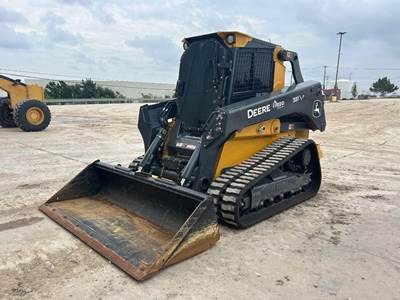 John Deere 331 P-TIER Skid Steer