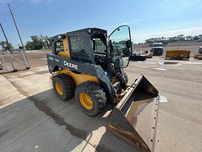 John Deere 332E Track Skid Steer
