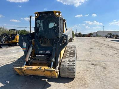 John Deere 335 P-TIER Track Skid Steer