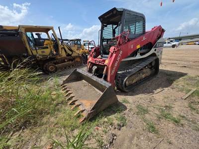 Takeuchi TL12V2 Tracked Skid Steer