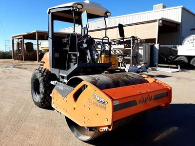 Hamm H7I Smooth Drum Roller Compactor