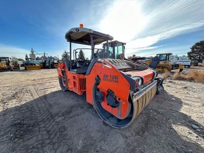 Hamm HD+120IVO Smooth Drum Roller Compactor