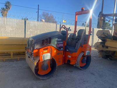 Hamm HD12VV Smooth Drum Roller Compactor