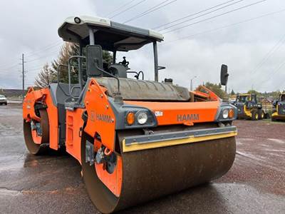 Hamm HD+140iVV Smooth Drum Roller Compactor