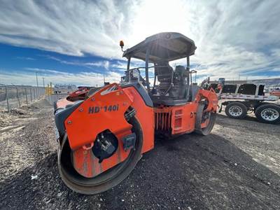 Hamm HD+140iVV Smooth Drum Roller Compactor