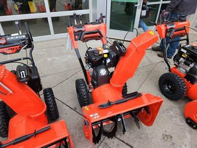 Ariens PROFESSIONAL 28 Snow Blower