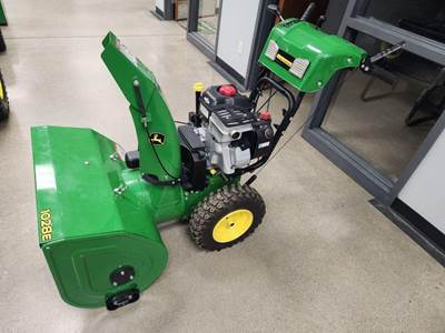 John Deere 1028E Snow Blower
