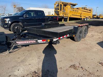 Towmaster T-12DT Trailer