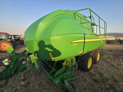 John Deere L341 Square Baler