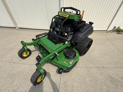 John Deere Q850M Stand-On Lawn Mower