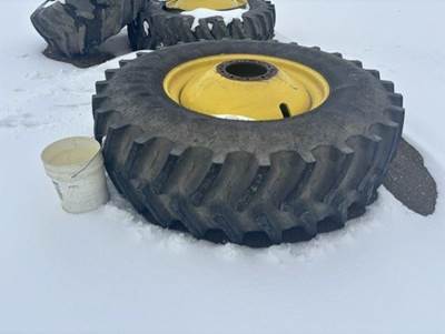 Firestone 580/85R42 Tire