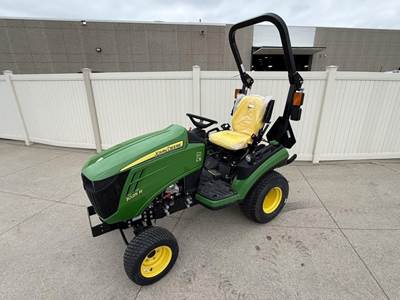 John Deere 1025R Tractor