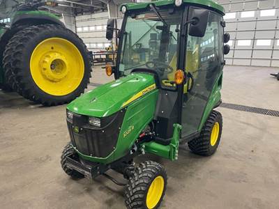 John Deere 1025R Tractor