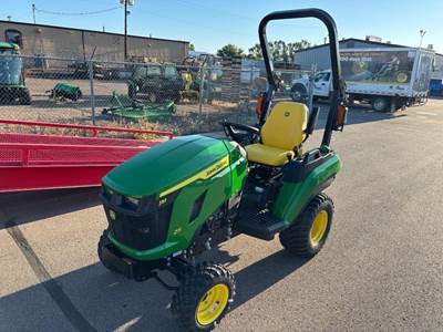 John Deere 1M25 Tractor