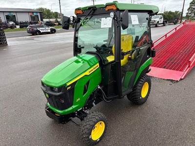John Deere 1M25 Tractor