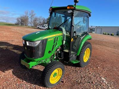 John Deere 3033R Tractor