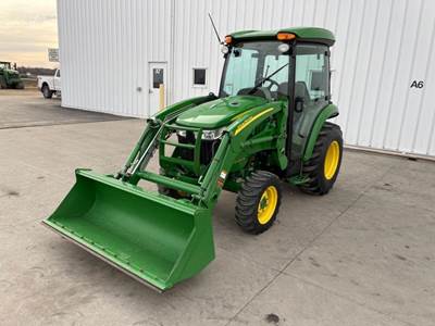 John Deere 3033R Tractor