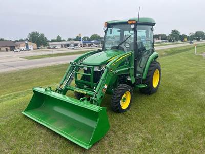 John Deere 3039R Tractor