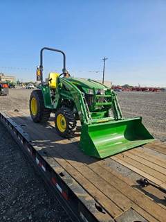 John Deere 3039R Tractor