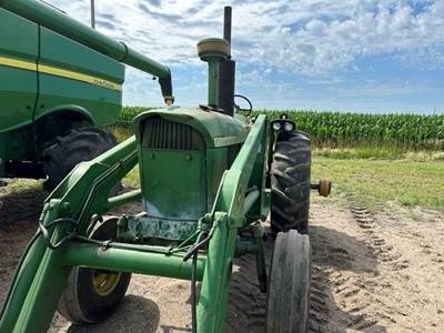 John Deere 4020 Tractor