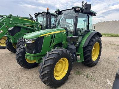 John Deere 5130M Tractor