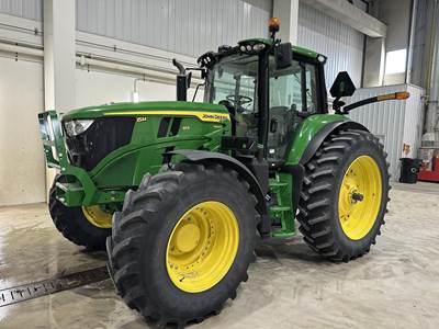 John Deere 6M 165 Tractor