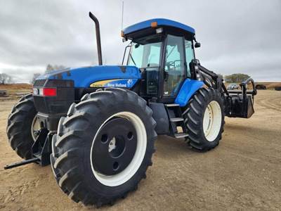 New Holland TV6070 Tractor