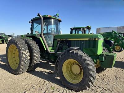 John Deere 4960 Tractor