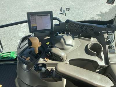 John Deere 6175R Tractor