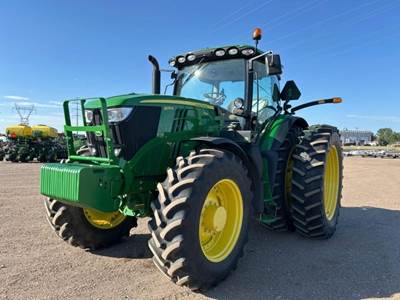John Deere 6215R Tractor