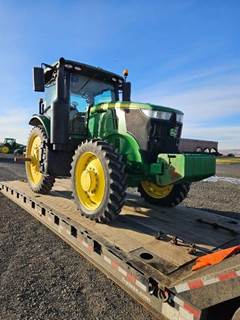 John Deere 7230R Tractor