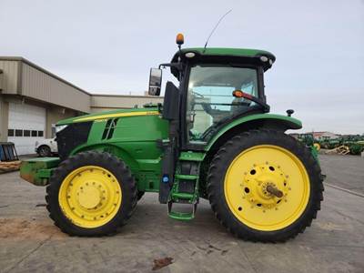 John Deere 7230R Tractor